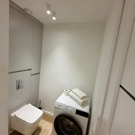 Iren Victioria Gardens アパート *