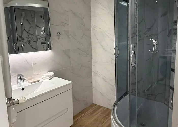 アパート Iren Victioria Gardens *