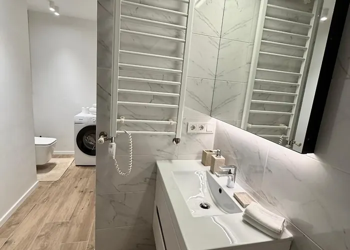 アパート Iren Victioria Gardens *