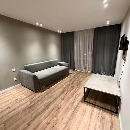 Iren Victioria Gardens Apartment